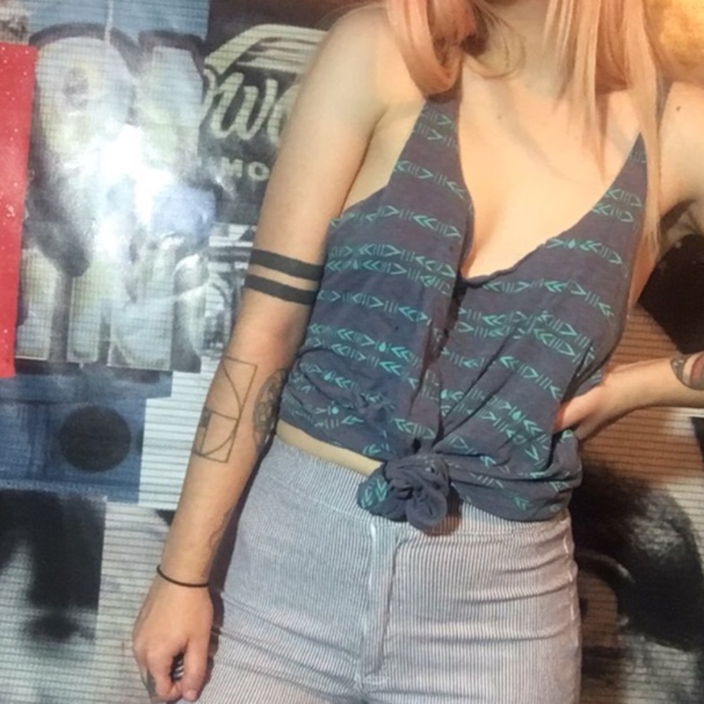 The perfect summer tank top, mint geo pattern